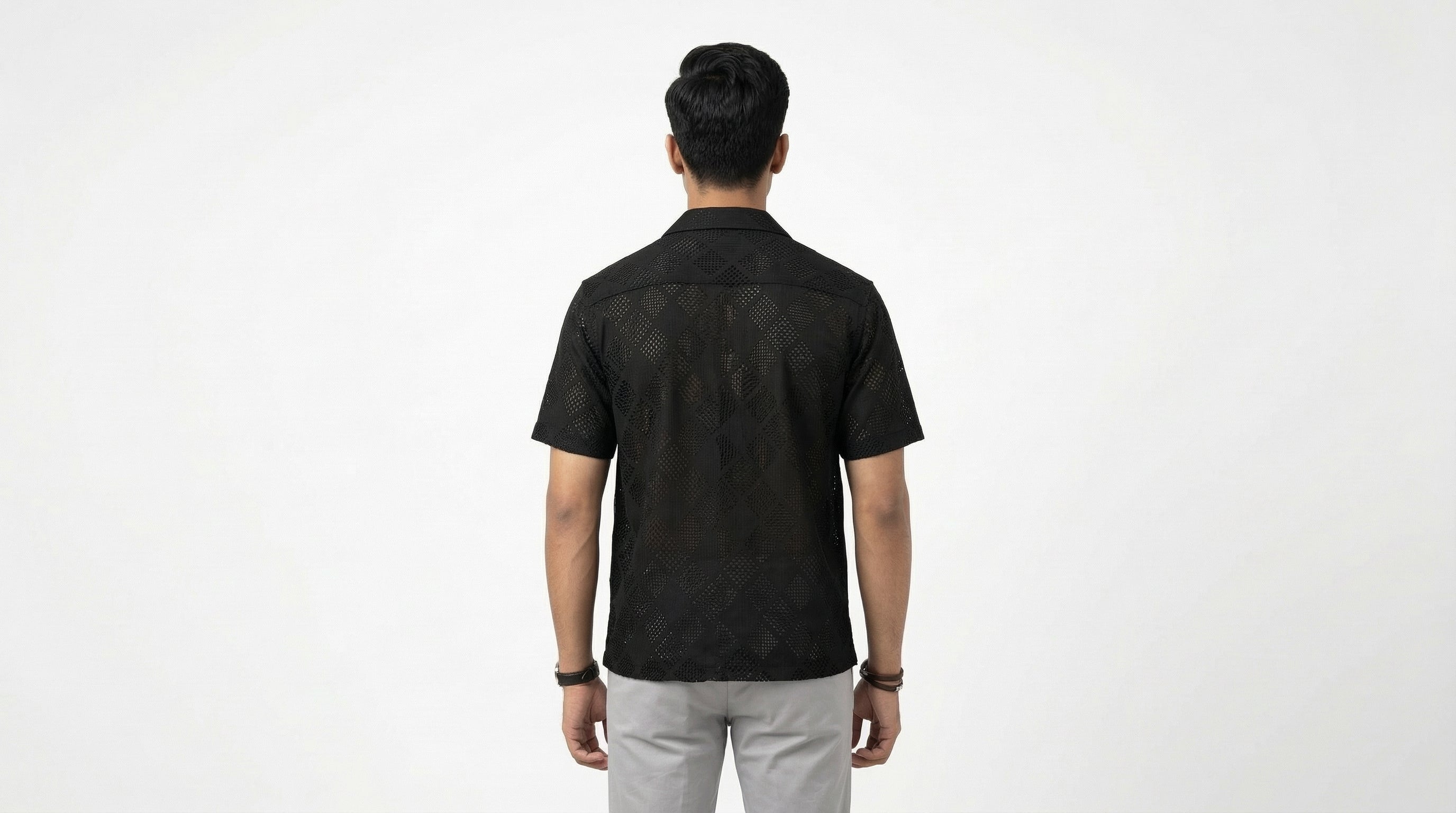 AUREN Ivory Diamond Textured Resort Shirt – Premium Summer Casual Black